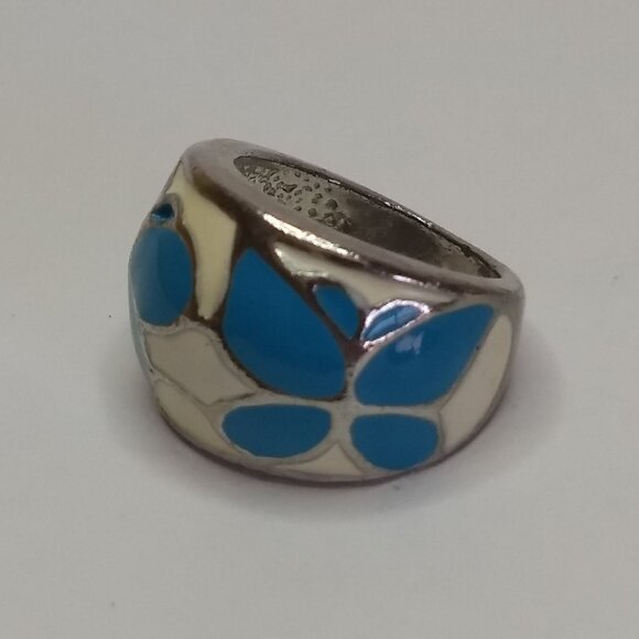Enamel Blue White Silver Tone Dome Ring Butterfly Hippie Boho Fairy Size 6 - Picture 1 of 7